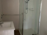Unit-103-main-bathroom